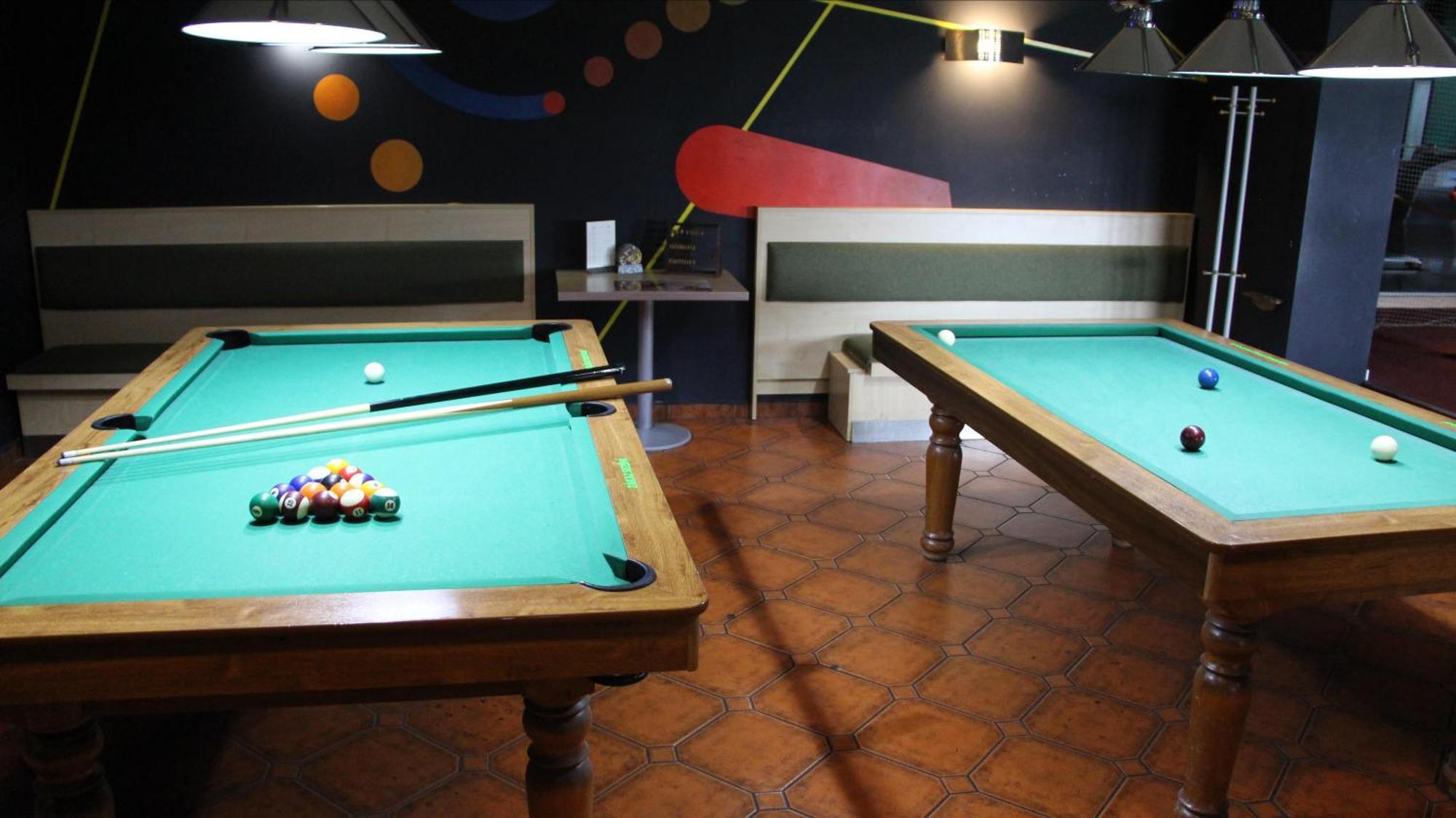 Penzion Raketa Bowling Opava Ngoại thất bức ảnh